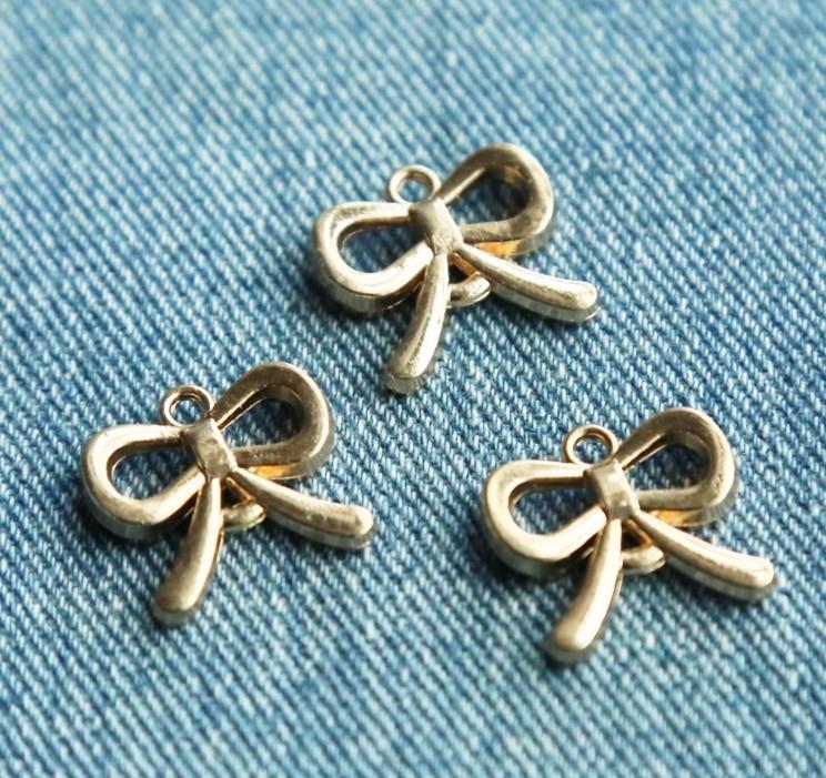 Bowknot Shape Metal Logo Dog Tag Labels