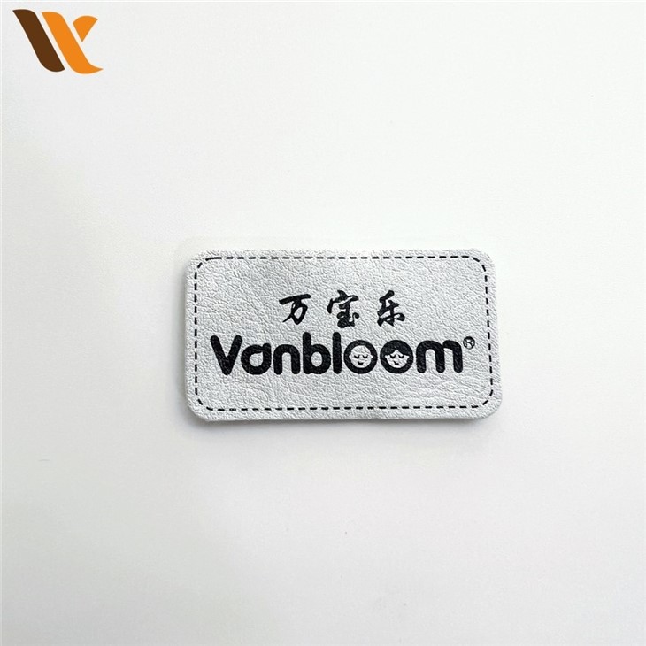 Custom Printed Silver Fake Leather Labels